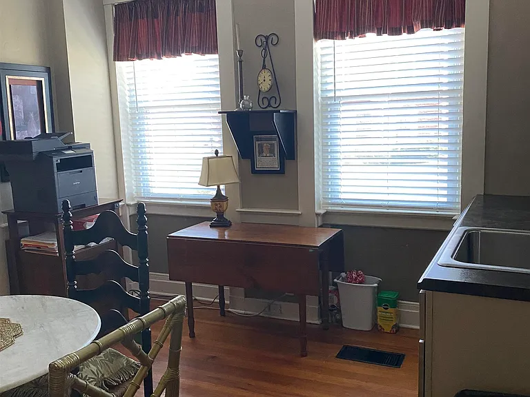 36 Happy Valley Rd — Photo 9