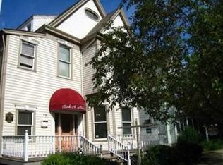 17 S College St, Washington, PA 15301