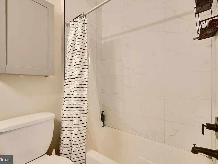 1719 Guilford Ave #2 — Photo 16