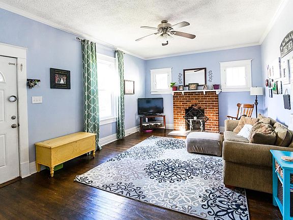 4th image of 212 Yeardley Ave