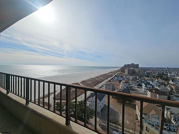 2nd image of 3851 Boardwalk APT 1408