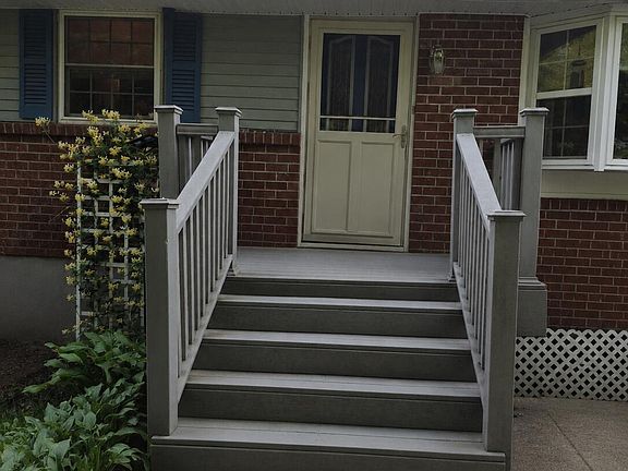 2nd image of 123 Barclay Road