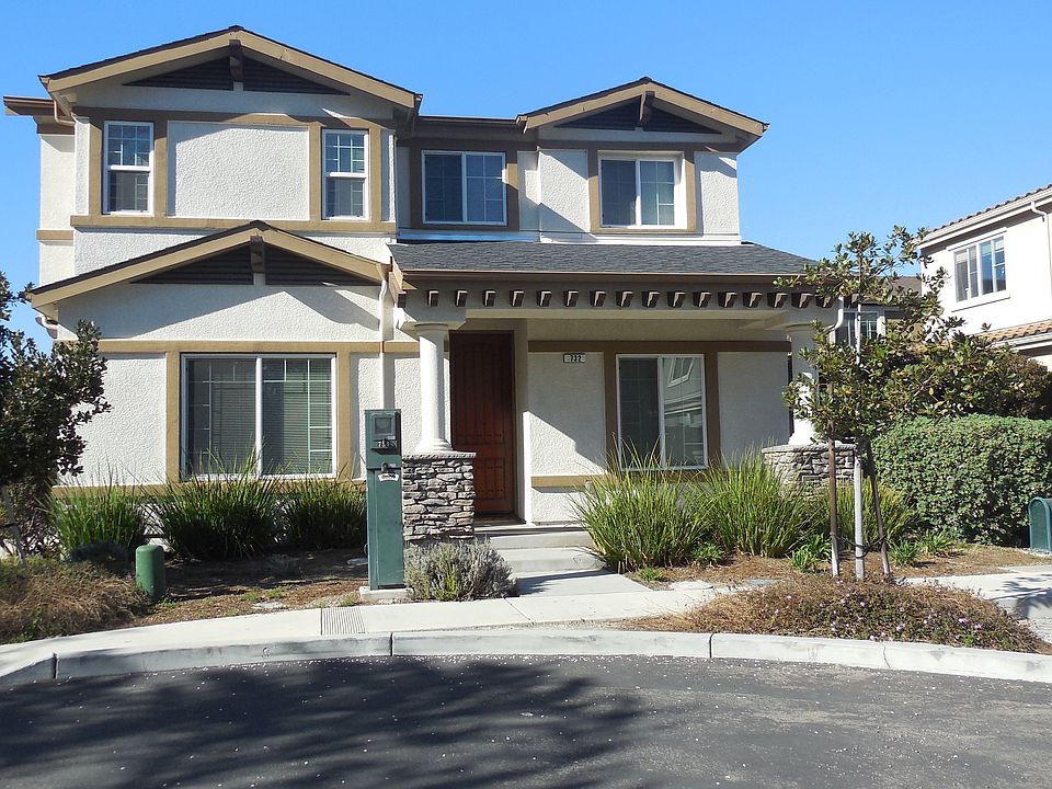 1st image of 732 Stonebridge Ct