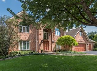 2708 Royal Kings Ct, Saint Charles, IL 60174