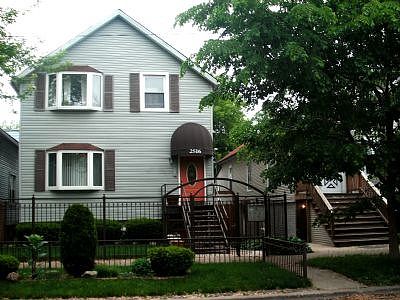 1st image of 2516 W Lyndale St