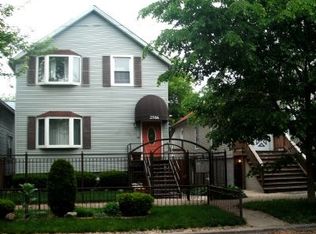 2516 W Lyndale St, Chicago, IL 60647