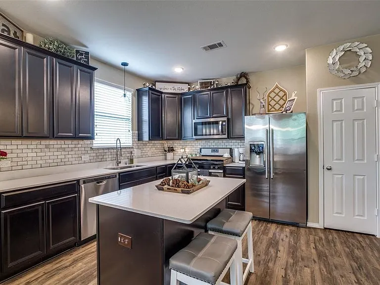 2151 Lost Timbers Dr — Photo 16