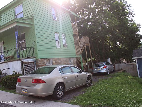 4th image of 414 15th Ave
