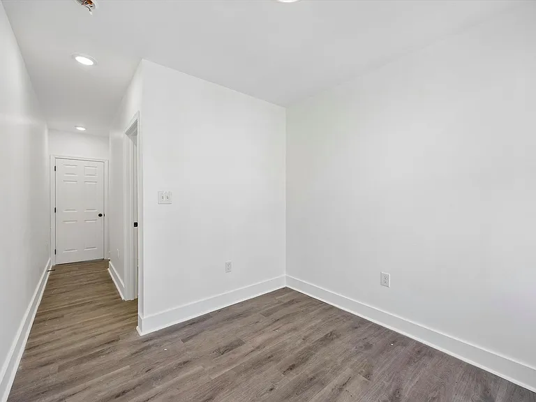 2366 N Bouvier St — Photo 11