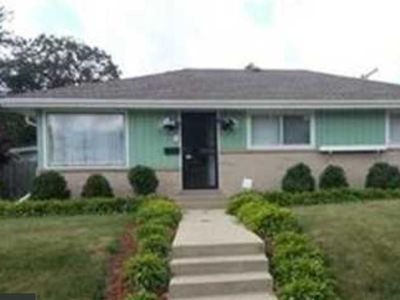 7729 W Brentwood Ave, Milwaukee, WI, 53223