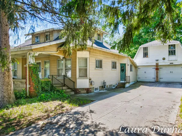 210 South St, Fennville, MI 49408