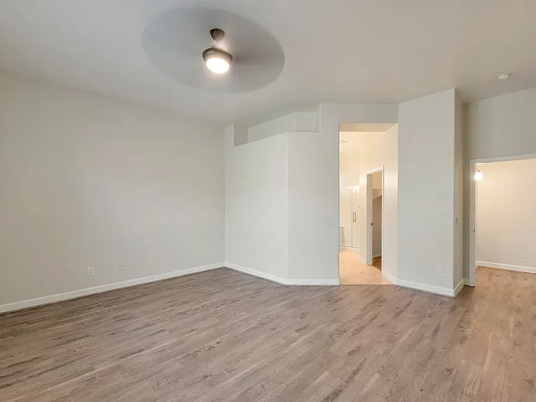 23602 N 21st St — Photo 11