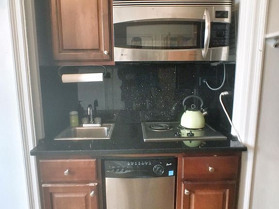 5th image of 5 Tudor City Pl APT 111