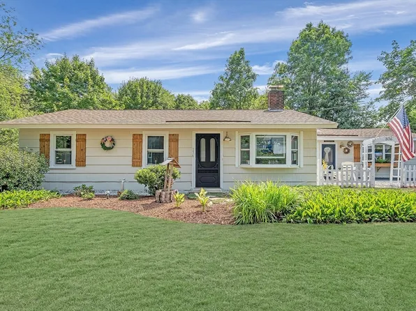 336 Rockland St, Abington, MA 02351