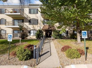 2135 1st Ave SE #325, Cedar Rapids, IA 52403