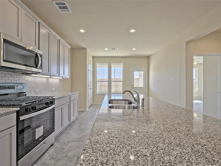 13201 Dancing Reed Dr — Photo 7