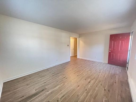 5th image of 8291 Gethsemane Ct
