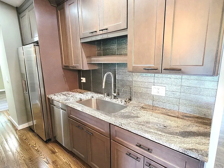 83 Wildwood Dr — Photo 11