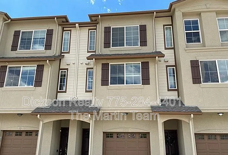3072 Sterling Ridge Cir — Photo 1