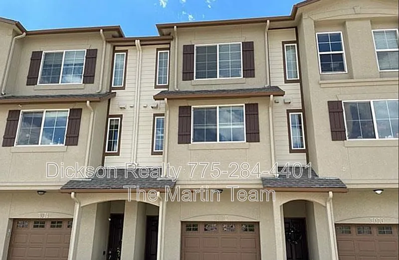 3072 Sterling Ridge Cir