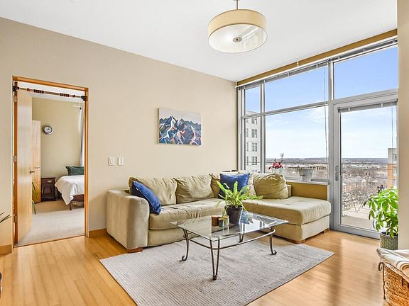 3rd image of 309 W Washington Ave Unit 814