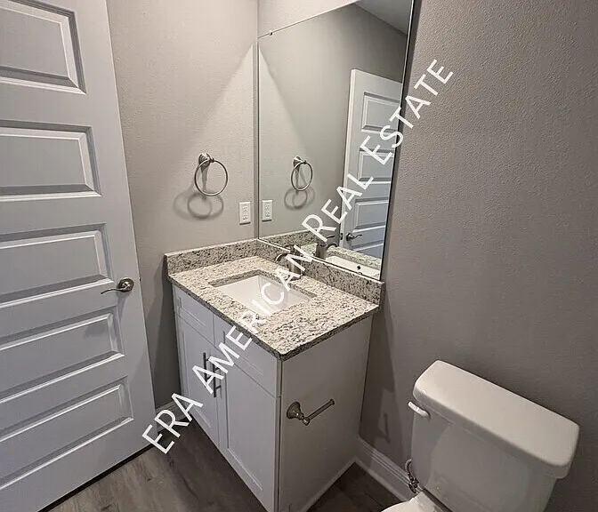 838 Fairview Dr — Photo 25