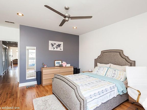 2nd image of 3013 N Ashland Ave #1716