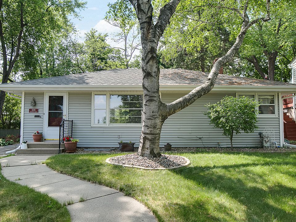 1st image of 1229 Maywood St