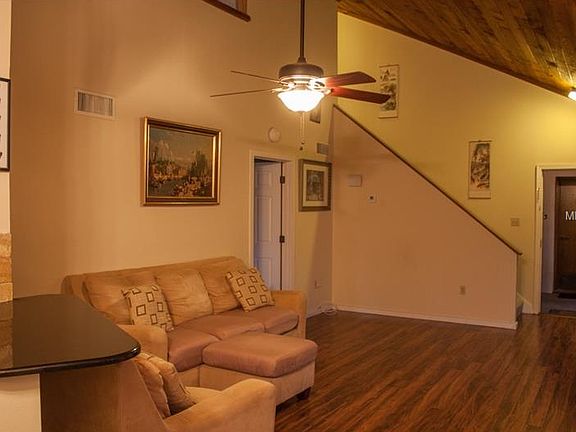 4th image of 3075 Willow Green Dr #38