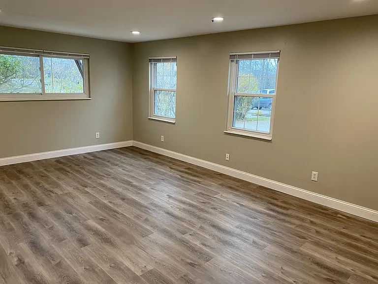 123 Kathleen Dr #2 — Photo 4