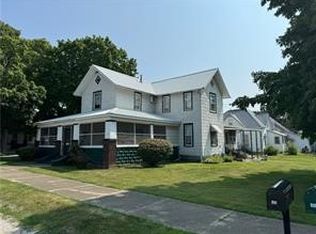 100 S Main St, Findlay, IL 62534