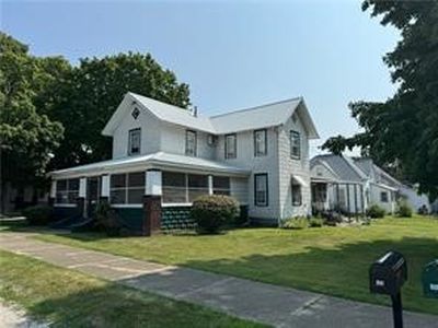 100 S Main St, Findlay, IL, 62534