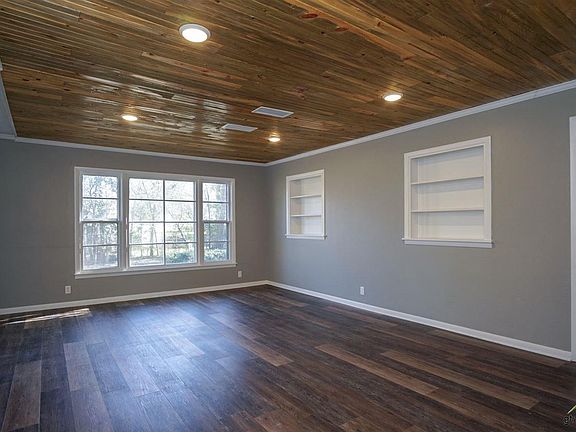 4th image of 2524 S Robertson Ave