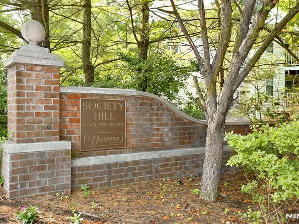 861 Juniper Way, Mahwah, NJ 07430