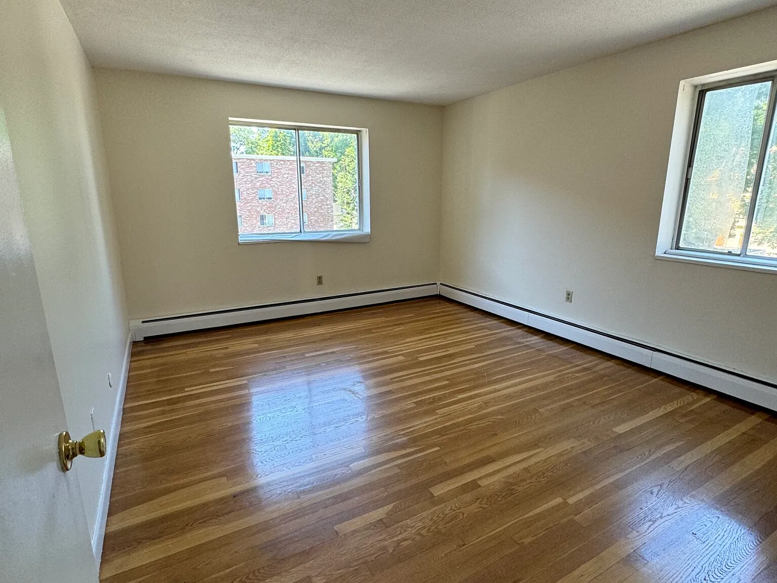 2 bed, $2,800 — Photo 4