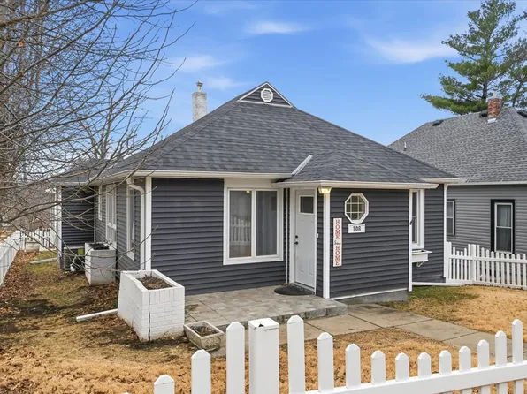 108 E 6th St, Malvern, IA 51551