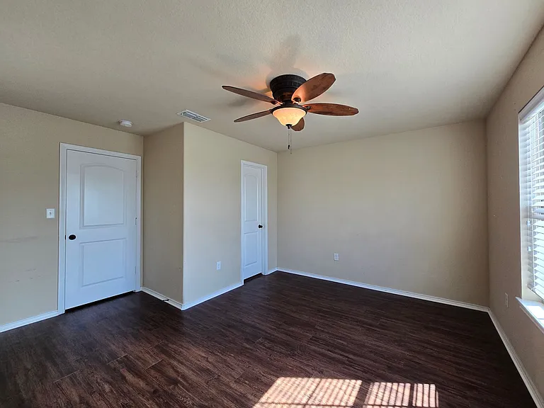 203 Anne Louise Dr — Photo 21