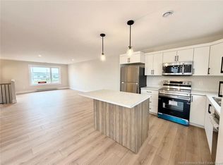 190 Ernest St, Dieppe, NB E1A4T2