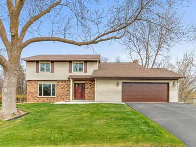 8445 135th St W, Apple Valley, MN, 55124