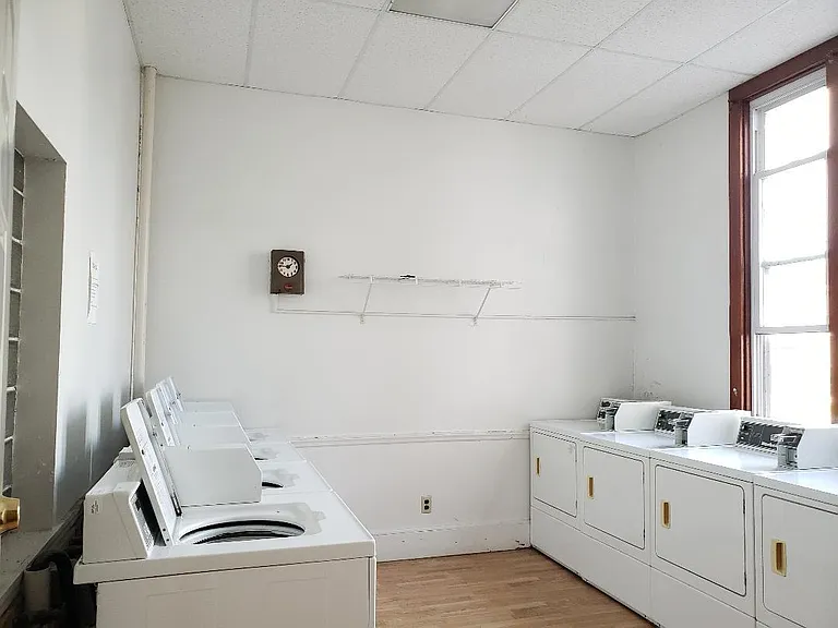 1319 3rd St #8 — Photo 26