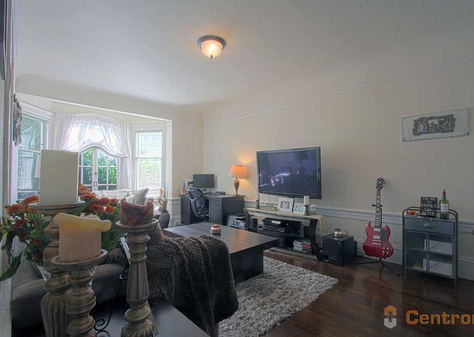 1st image of 1440 Clay St #8A