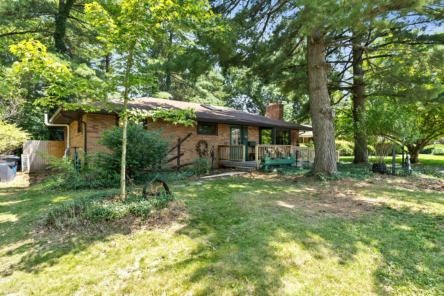 166 Flint Ridge Dr photo 1