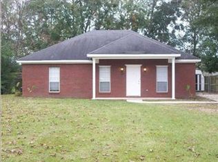 7707 Bellefield Dr E, Theodore, AL 36582