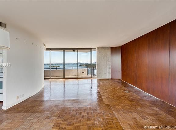2nd image of 720 NE 69th St APT 14W