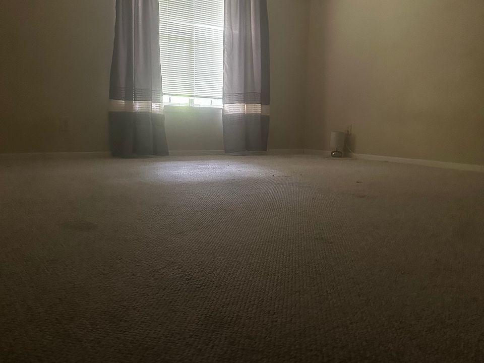 2nd image of 409 E Main St #A