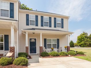 150 Cline Falls Dr, Holly Springs, NC 27540