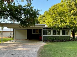 121 Lake Ter, Llano, TX 78643