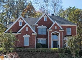 635 Lake Medlock Ct, Johns Creek, GA