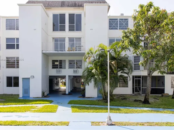 1701 NE 191st St #A111, Miami, FL 33179