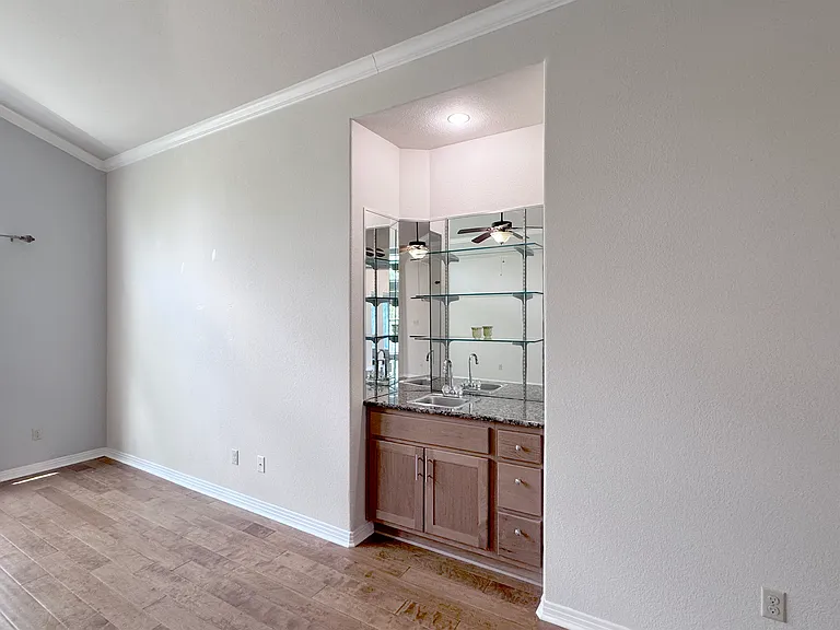 9707 Anderson Mill Rd #21 — Photo 10